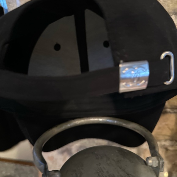 New Baseball Cap in Black with Embroidered emblem in Cream. Adjustable - Picture 3 of 4